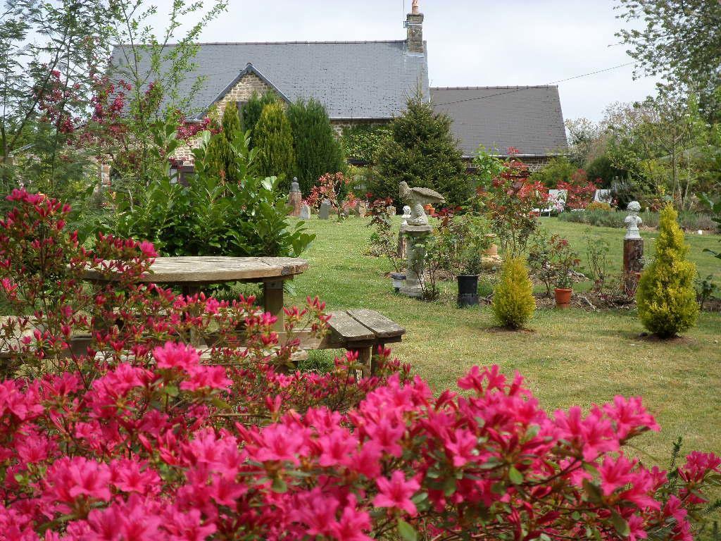 La Chevallerie B&B Isigny-le-Buat Exterior photo
