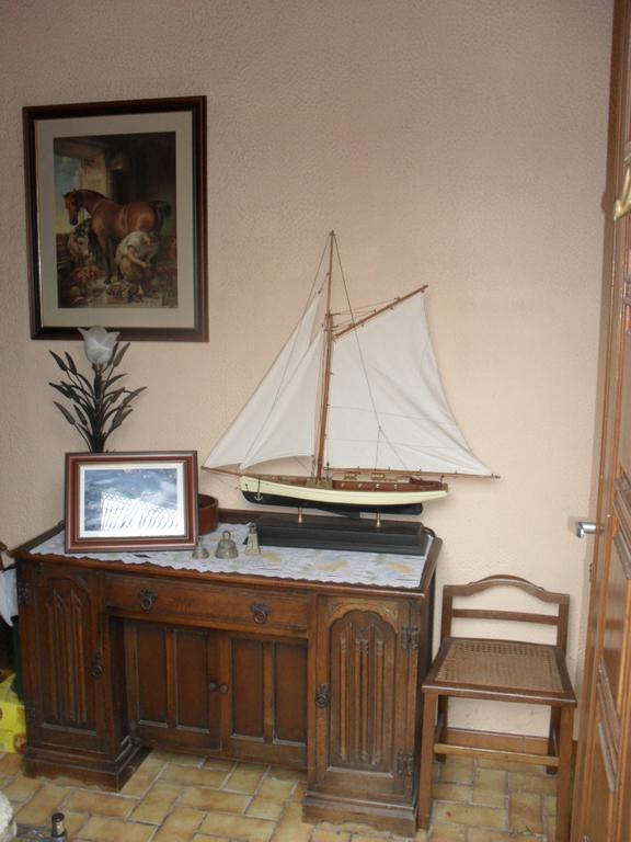 La Chevallerie B&B Isigny-le-Buat Exterior photo