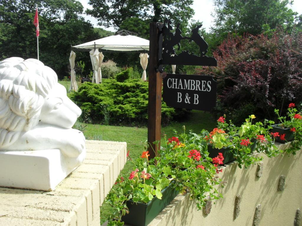 La Chevallerie B&B Isigny-le-Buat Exterior photo