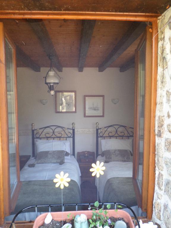 La Chevallerie B&B Isigny-le-Buat Exterior photo